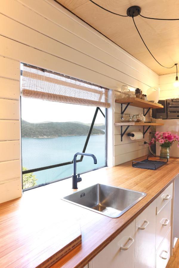 Boho Hill Apartment - Great Barrier Island Escape Okiwi Εξωτερικό φωτογραφία